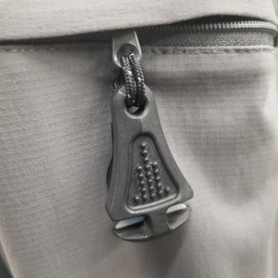 MondoCat Line Cutterz Zipper Pull